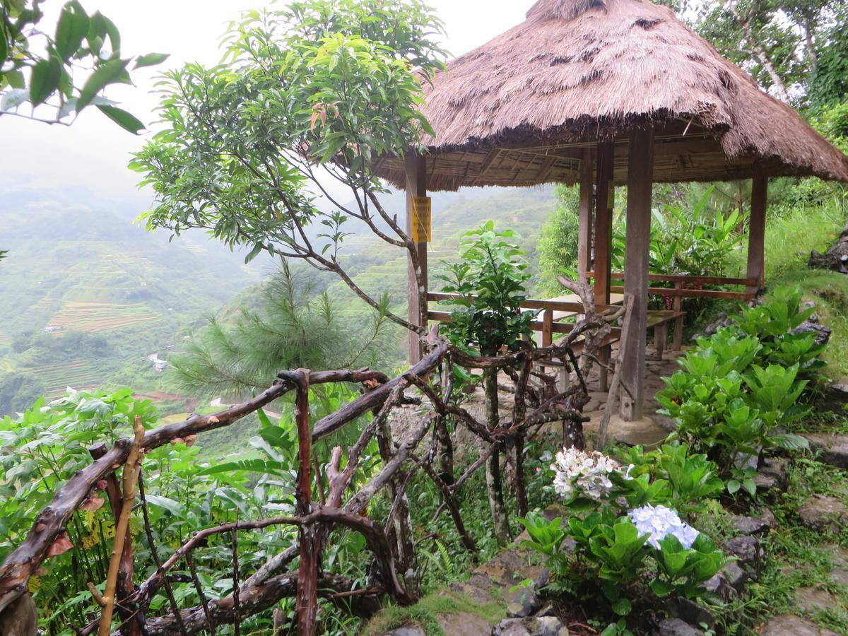 Native Village Inn Банауе Екстериор снимка
